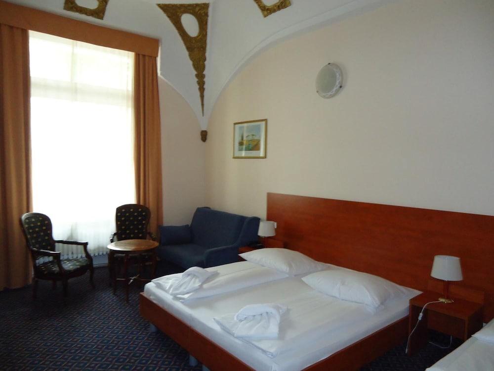 City Hotel Am Kurfuerstendamm Berlin Exterior photo
